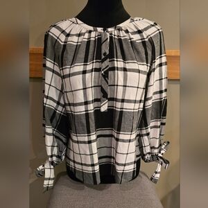 White House Black Market Plaid blouse top Size 6